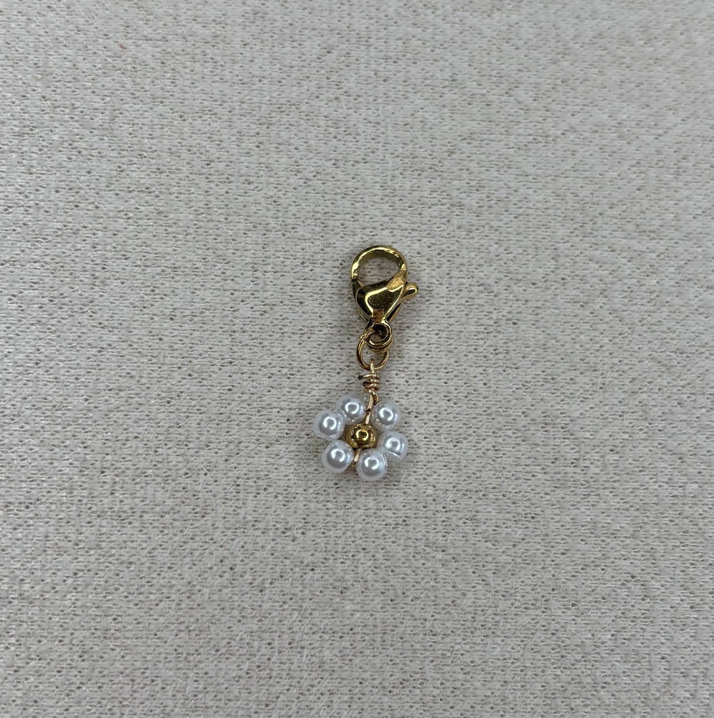 Charm Almira