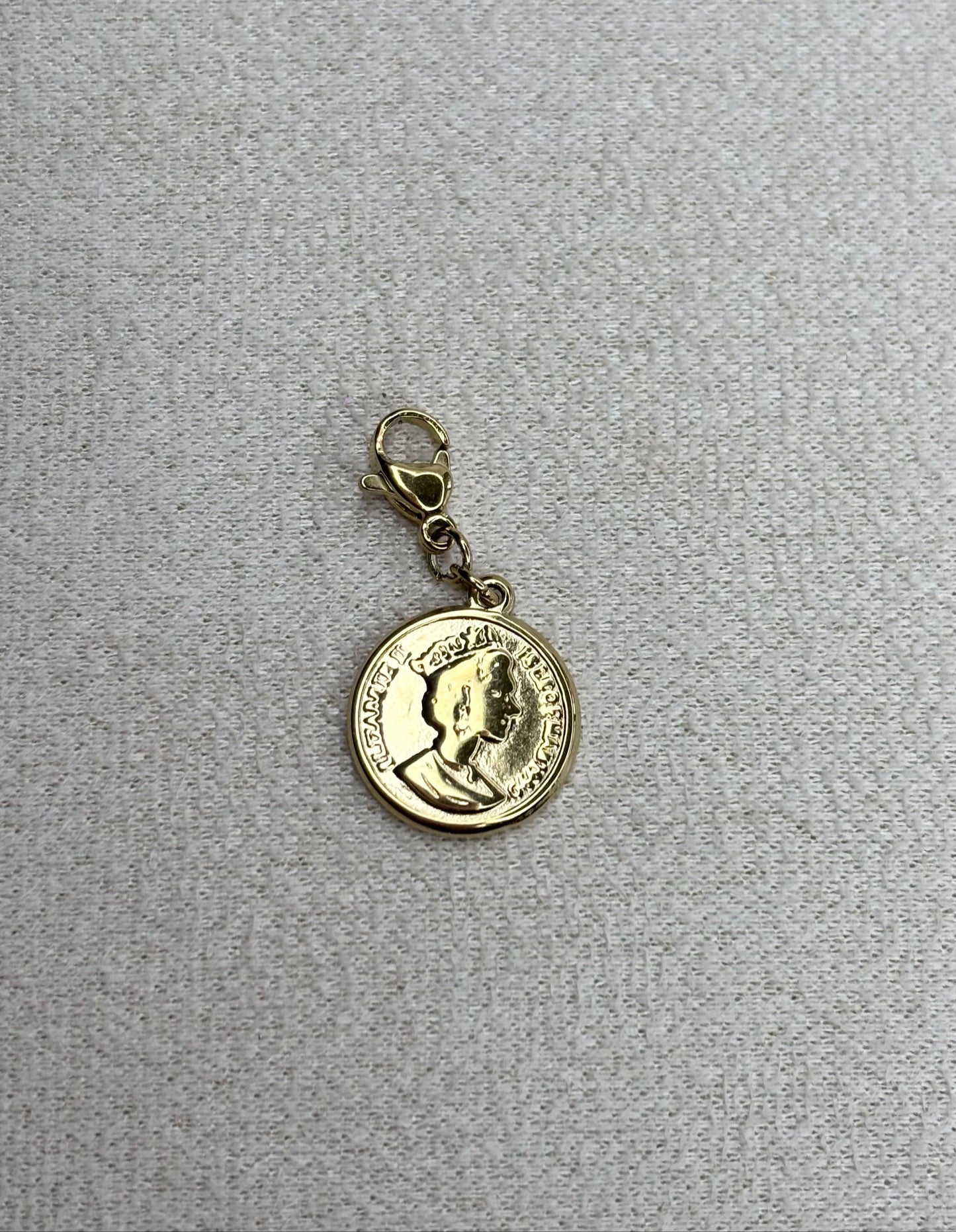 Charm Valora
