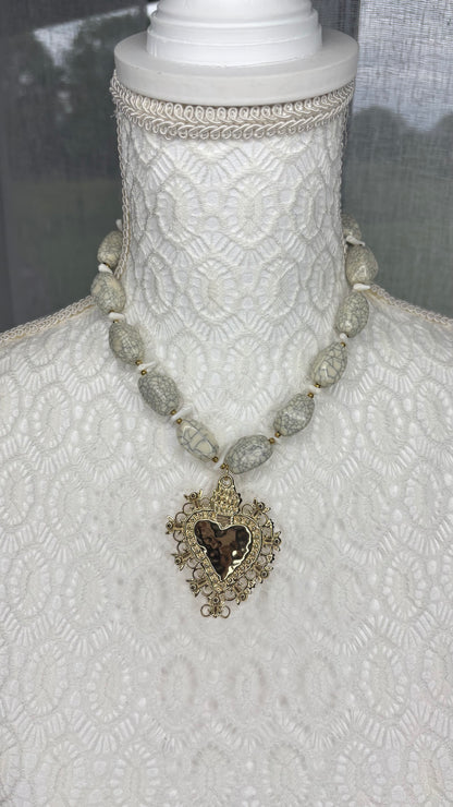 Collier Divina