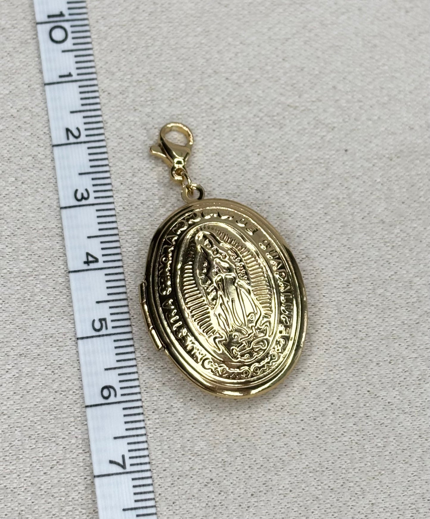 Charm médaillon Mariae